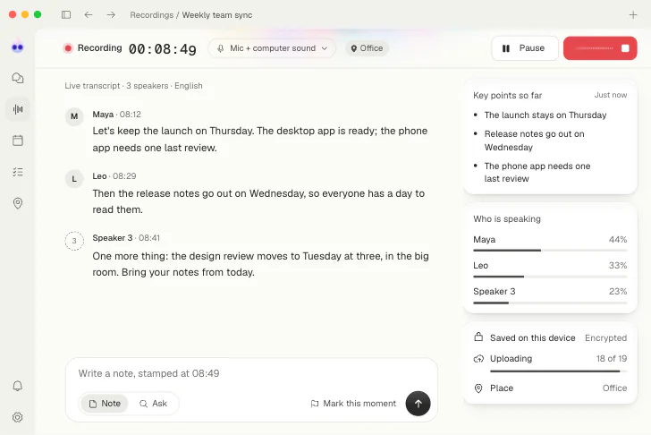 Taad recording a meeting: the timer, the live transcript by speaker, and the key points so far